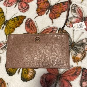 Michael Kors dusty rose leather wristlet